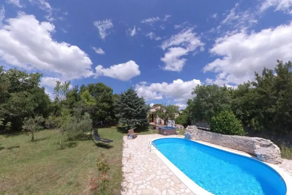 The Zen With Heated Pool Villa Hrboki 0*,